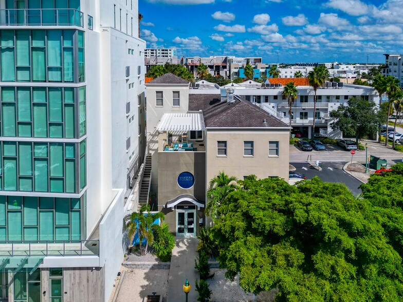 More Photos Of 1345 2nd St, Sarasota Office Residential For Sale