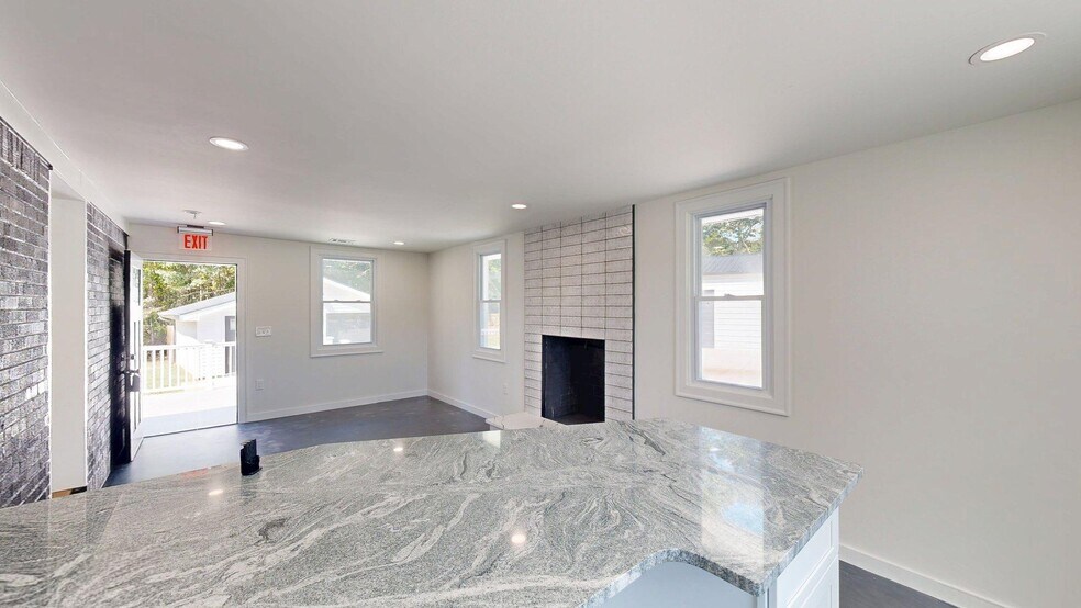 More Photos Of 1949 Carrollton Villa Rica Hwy, Villa Rica Office For Sale