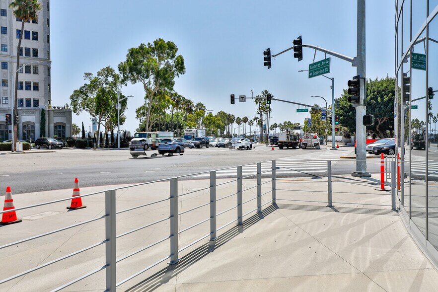 More Photos Of 777 E Ocean Blvd, Long Beach Apartments For Lease