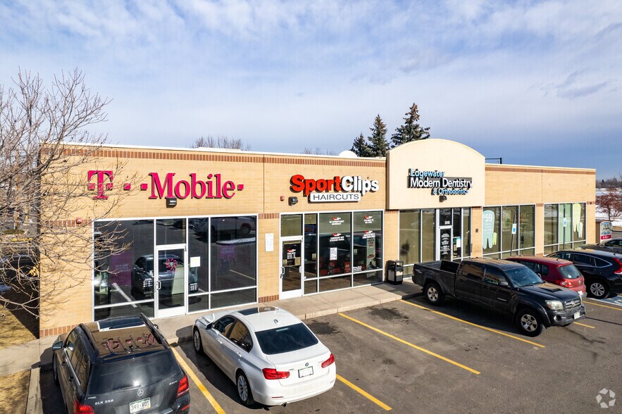 More Photos Of 1711-1975 Sheridan Blvd, Edgewater Unknown For Lease