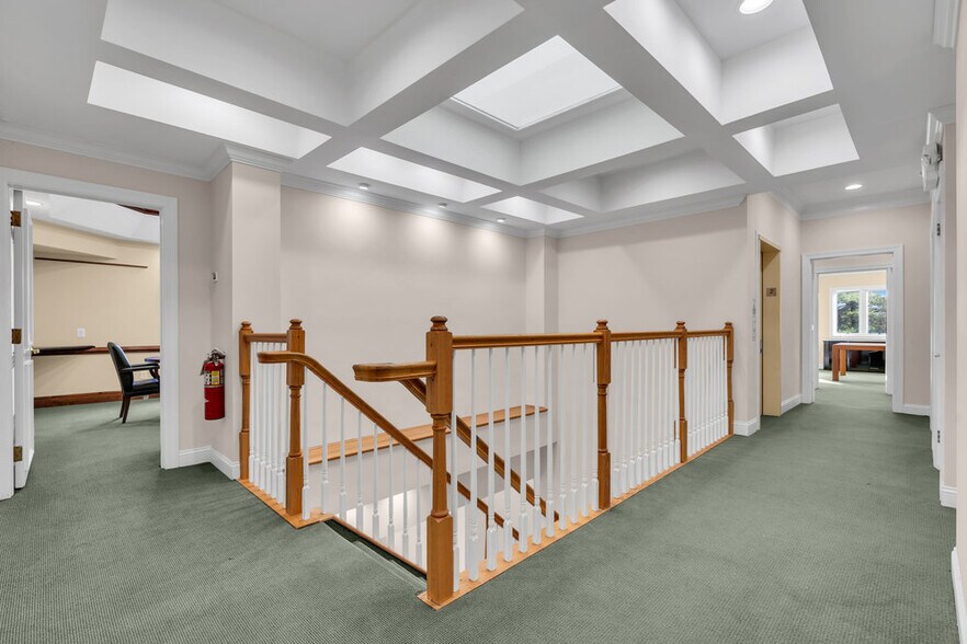 More Photos Of 1 Dag Hammarskjold Blvd, Howell Medical For Lease