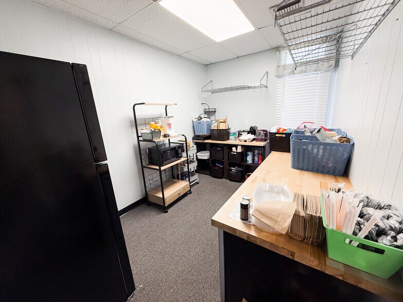 More Photos Of 339 N Route 73, Berlin Medical For Lease