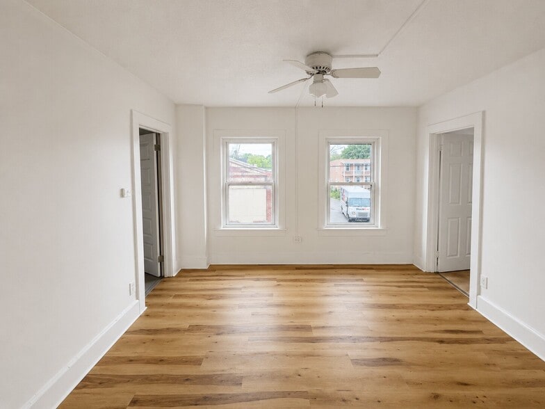 More Photos Of 346 Clinton St, Binghamton Storefront Retail Office For Sale