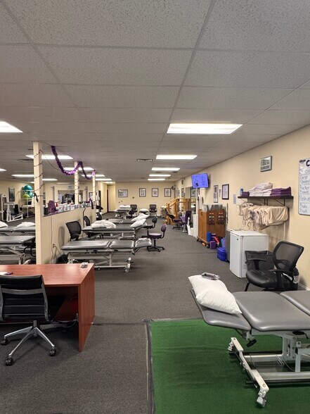 More Photos Of 1691-1699 N Bethlehem Pike, Hatfield Storefront For Lease