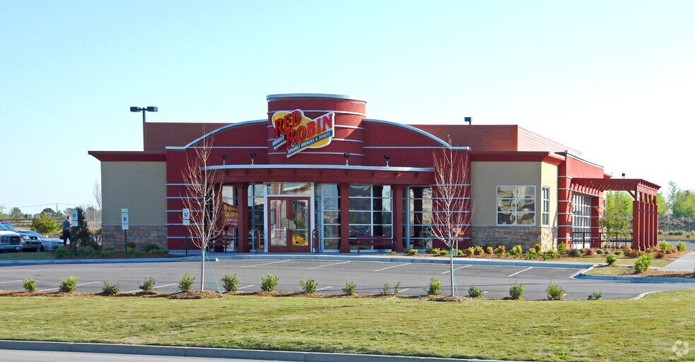 More Photos Of 481 Town Center Pl, Columbia Unknown For Lease