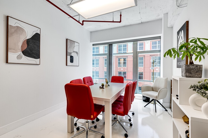 More Photos Of 14 NE 1st Ave, Miami Office For Sale