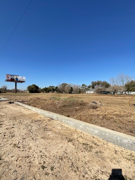 More Photos Of I 45, La Marque Land For Sale
