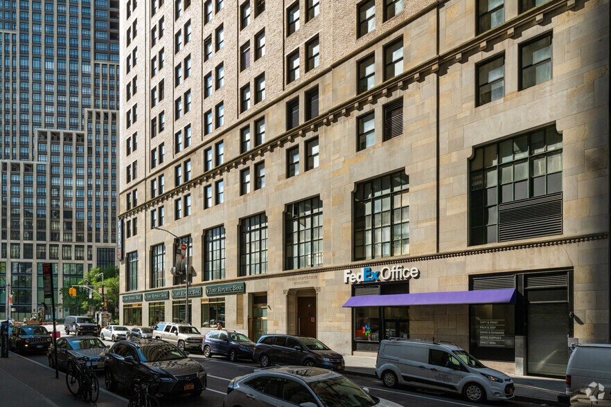 225 Broadway, New York, NY 10007 Office For Lease