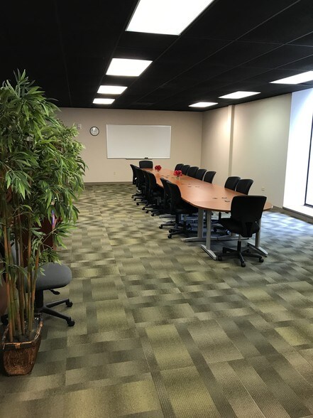 More Photos Of 8030 Arrowridge Blvd, Charlotte Office For Sale