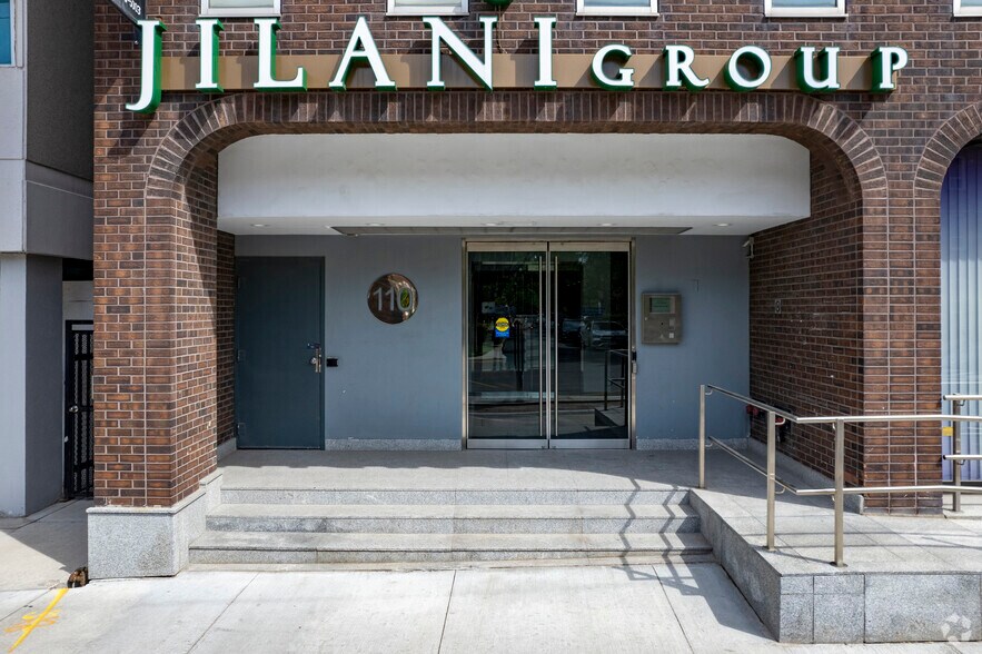 More Photos Of 110 Eglinton Ave W, Toronto Coworking Space