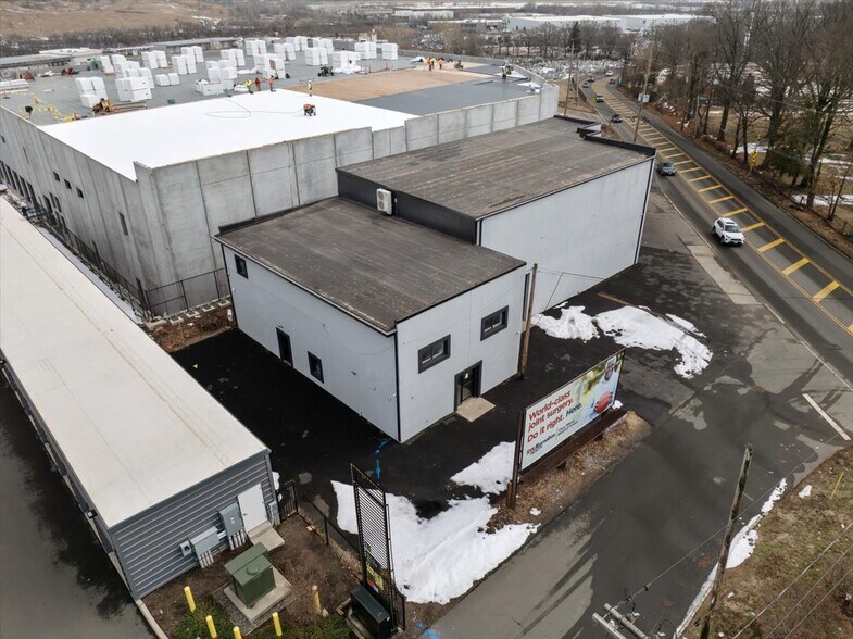 More Photos Of 470 Belleville Tpke, North Arlington Warehouse For Sale
