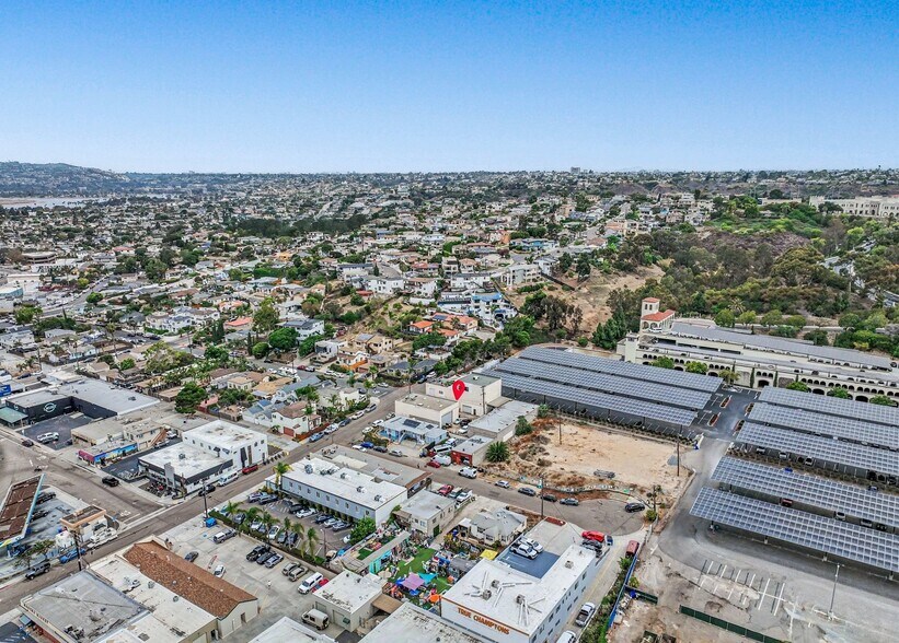 More Photos Of 1235-1239 Cushman Ave, San Diego Service For Sale