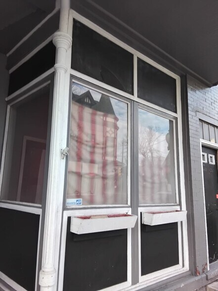 More Photos Of 42 Market St, Bangor Storefront For Lease