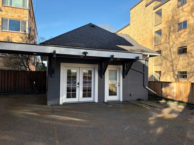 More Photos Of 614 Boylston Ave E, Seattle Office For Sale