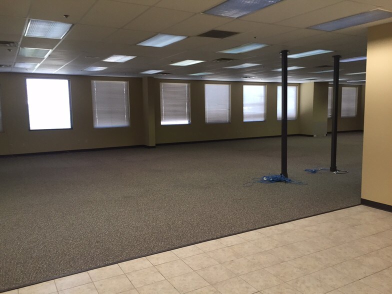 More Photos Of 144 S Thomas St, Tupelo Office For Lease