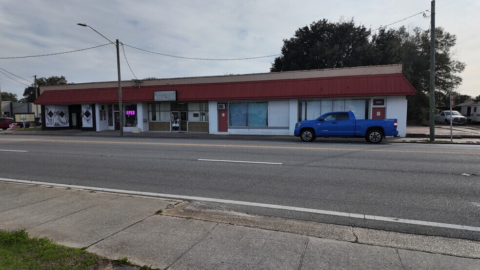 More Photos Of 2401 W Cervantes St, Pensacola General Retail For Sale