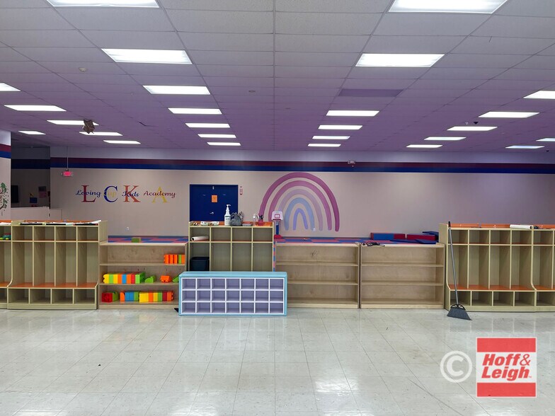 More Photos Of 2254 Locust St SW, Canal Fulton Freestanding For Sale