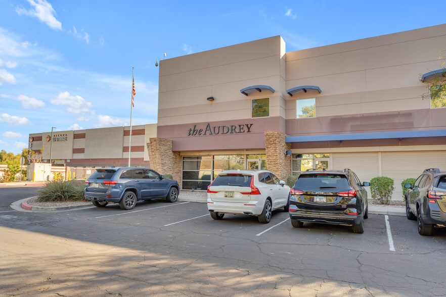 More Photos Of 9299 W Olive Ave, Peoria Light Manufacturing For Lease