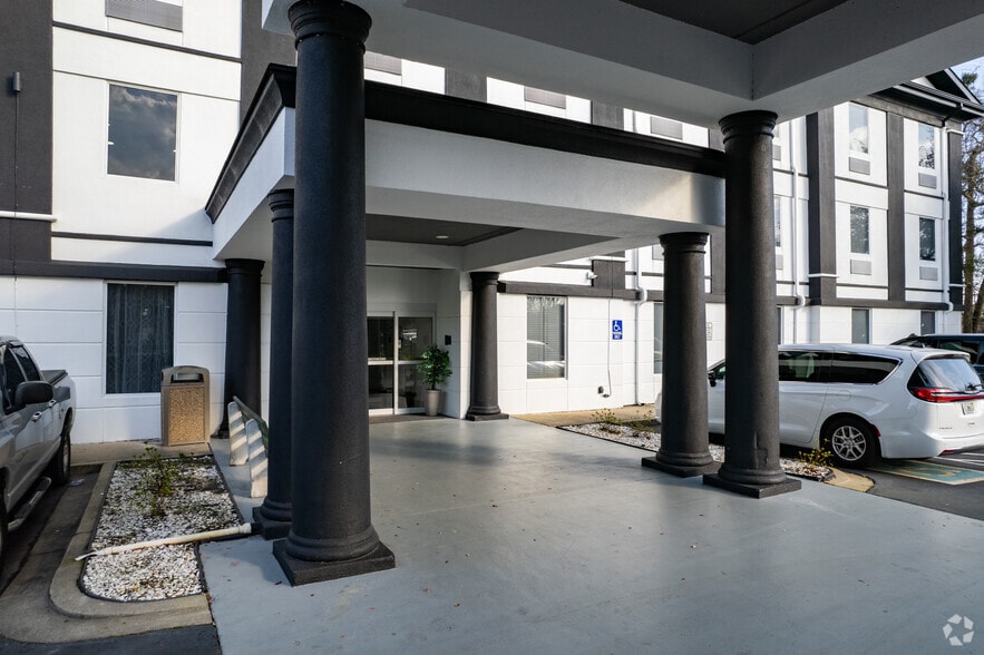 More Photos Of 480 Al Henderson Blvd, Savannah Hotel For Sale