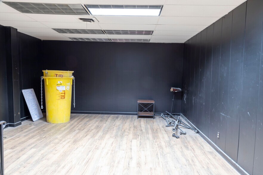 More Photos Of 2562 Washington Blvd, Ogden Loft Creative Space For Lease