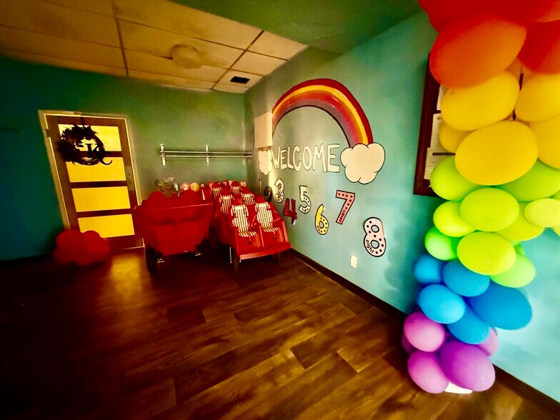 More Photos Of 310 N Fulton St, Marshall Recycling Center For Sale