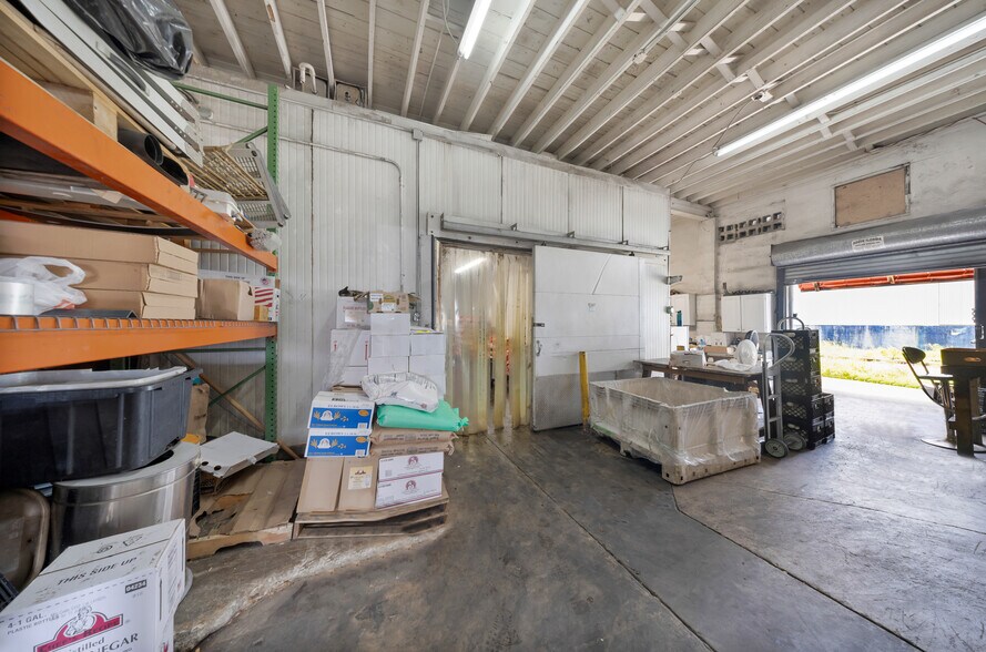 More Photos Of 1305 NW 22nd St, Miami Refrigeration Cold Storage For Sale
