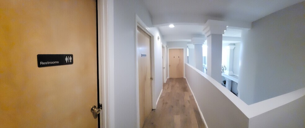 More Photos Of 433 Harrison Ave, Panama City Office For Lease