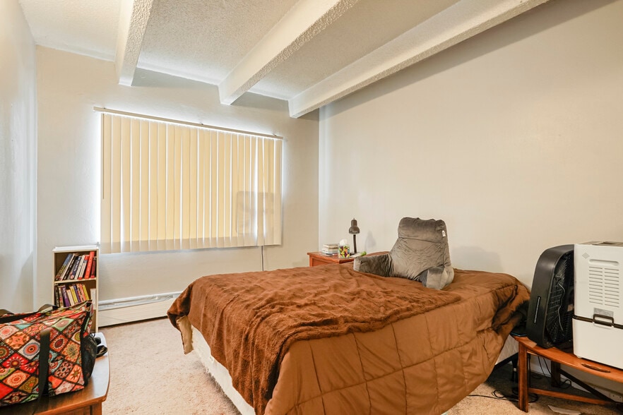 More Photos Of 7300-7310 W 10th Ave, Lakewood Apartments For Sale