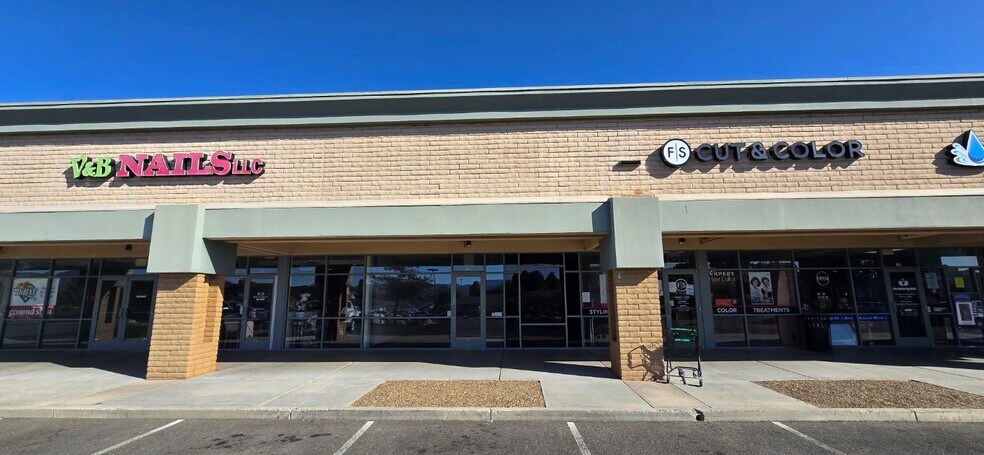More Photos Of 1200-1260 Gail Gardner Way, Prescott General Retail For Lease