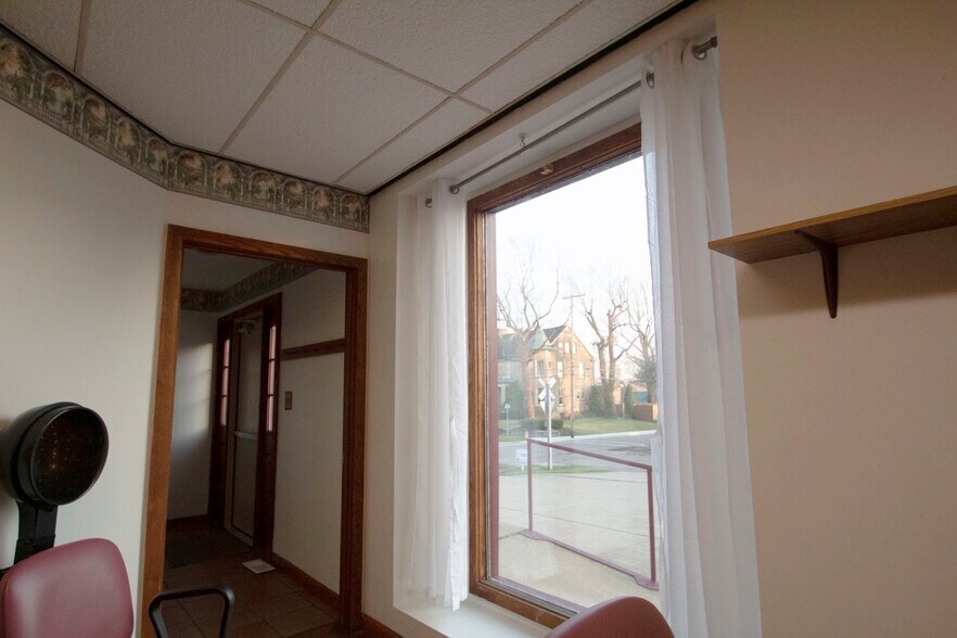 More Photos Of 208 2nd St SW, Carrollton Freestanding For Sale