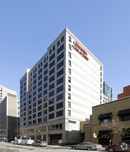 More Photos Of 27-33 W Illinois St, Chicago Hotel For Lease