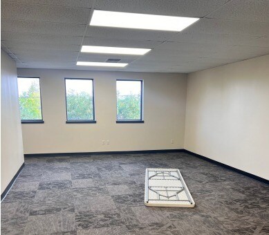 More Photos Of 22000 Springbrook Ave, Farmington Hills Office For Sale