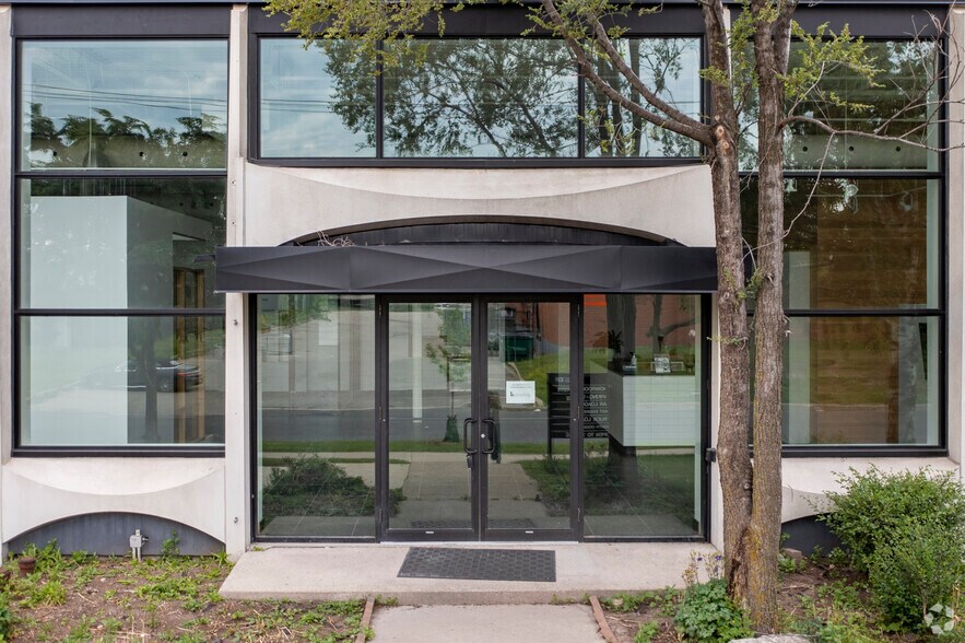 More Photos Of 885 Caledonia Rd, Toronto Showroom For Lease