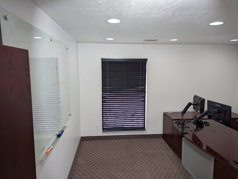 More Photos Of 332 E 3300 S, Salt Lake City Light Distribution For Lease