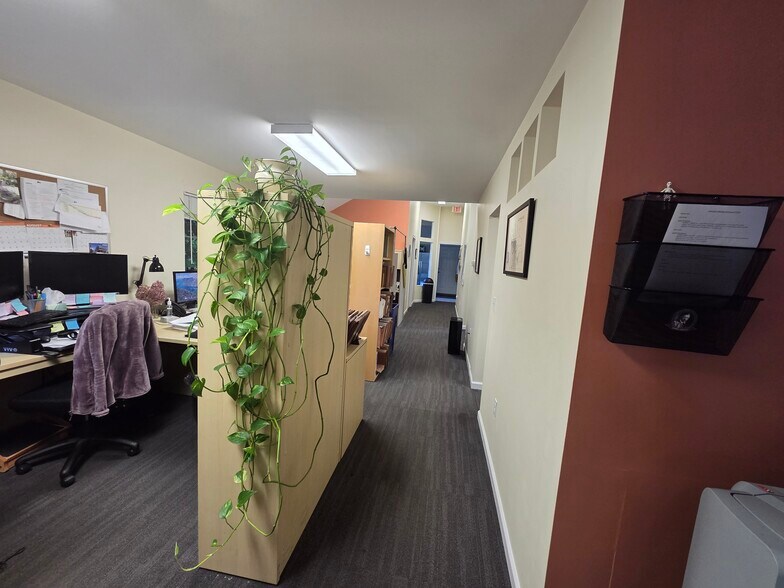 More Photos Of 20 A St, Framingham Office For Sale
