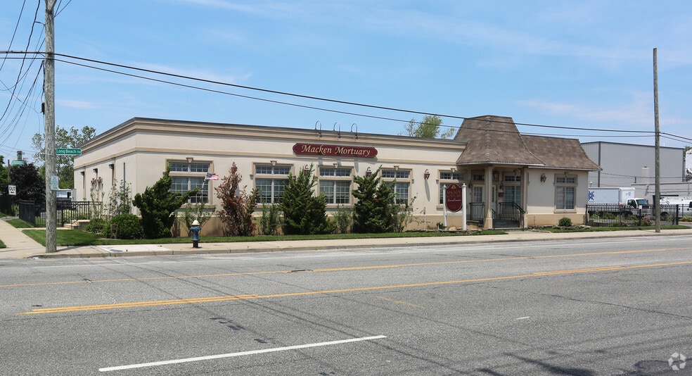 More Photos Of 3930 Long Beach Rd, Island Park Funeral Home For Sale
