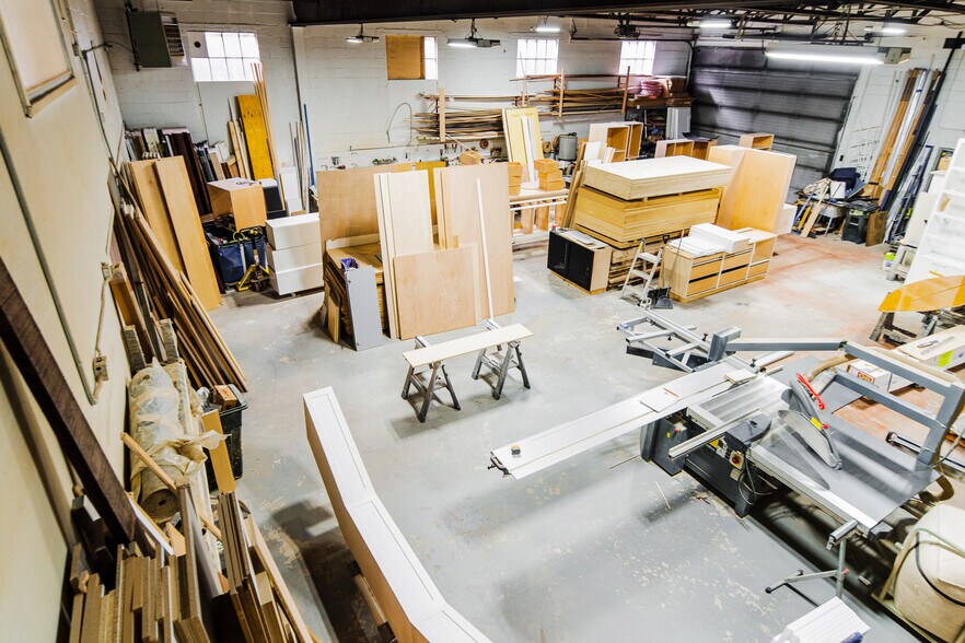 More Photos Of 1819 Gilford Ave, New Hyde Park Warehouse For Sale