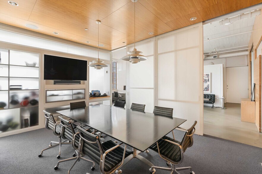 More Photos Of 145 Hudson St, New York Office Residential For Sale
