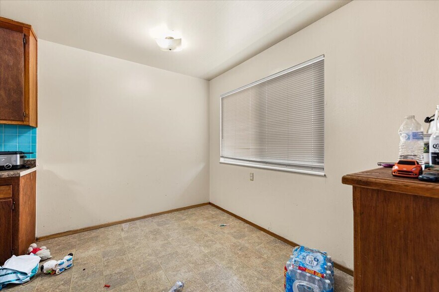 More Photos Of 236 Haas Ave, San Leandro Apartments For Sale