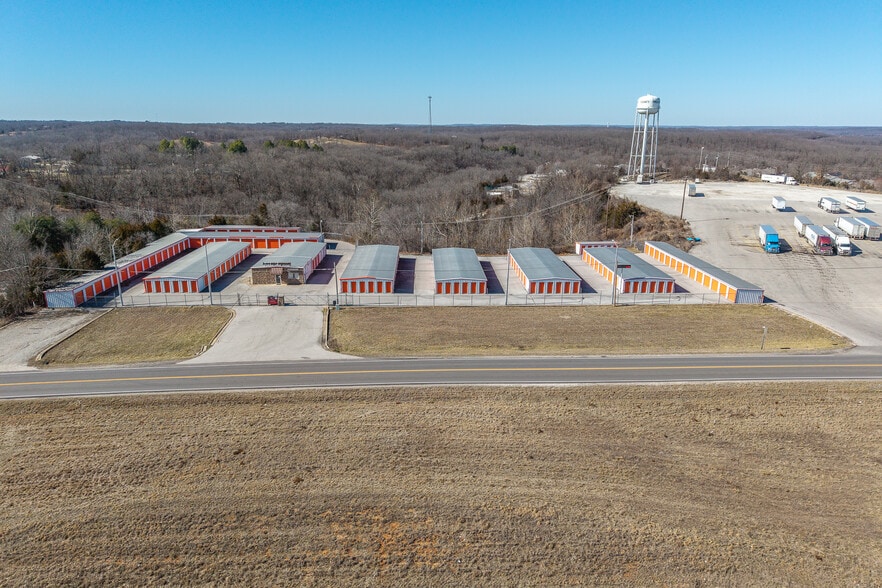 More Photos Of 14305 Saint Robert Outer Rd, Saint Robert Self Storage For Sale