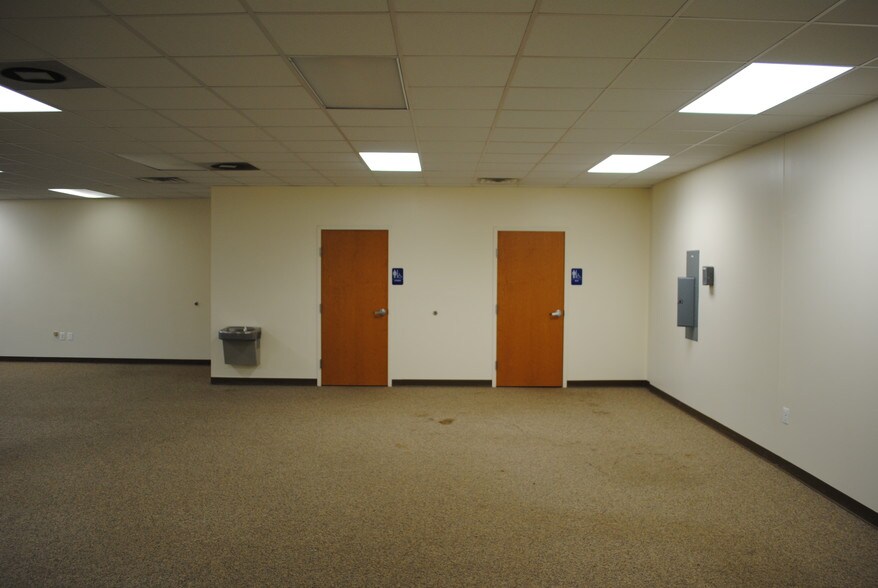 More Photos Of 20 PGA Dr, Stafford Office For Lease