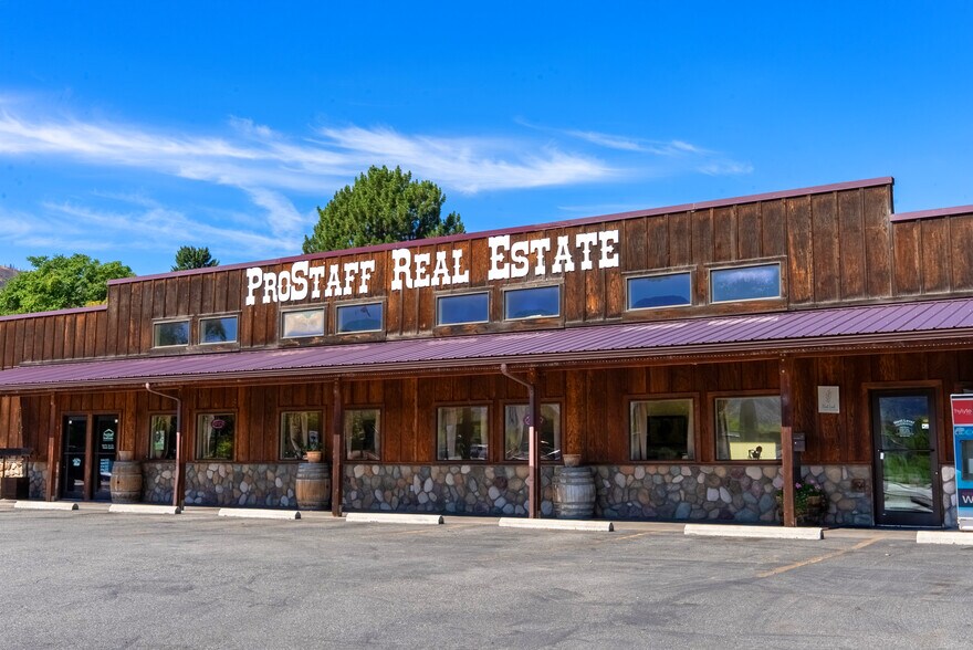 More Photos Of 911 19th Ave, Oroville Freestanding For Sale