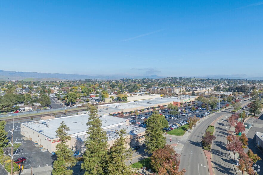 More Photos Of 1318-1588 Railroad Ave, Livermore Unknown For Lease