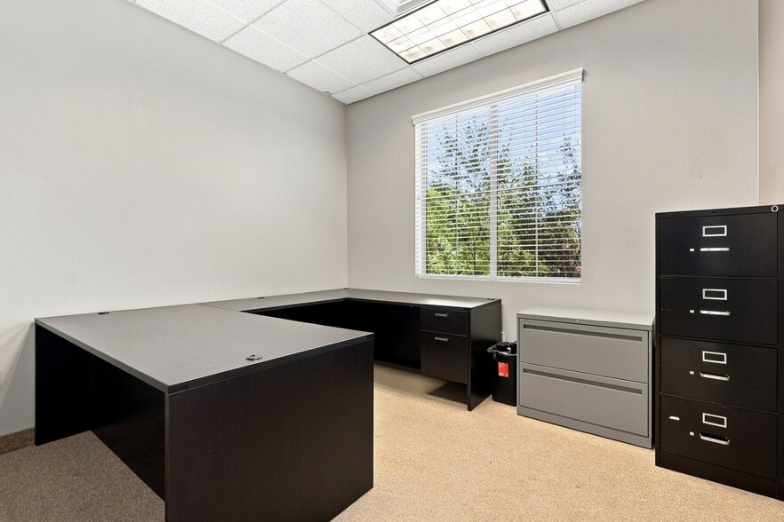 More Photos Of 9640 S McCarran Blvd, Reno Office For Lease