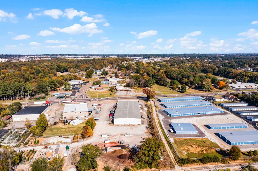 More Photos Of 2058 Hollywood Dr, Jackson Freestanding For Sale