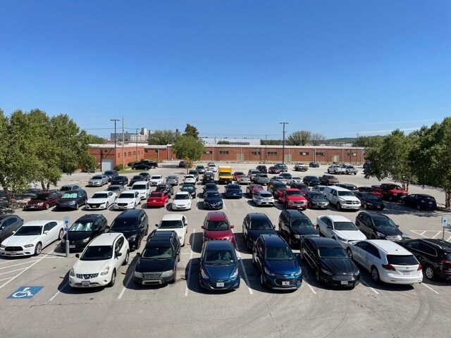 More Photos Of 1321 Burlington St, North Kansas City Coworking Space