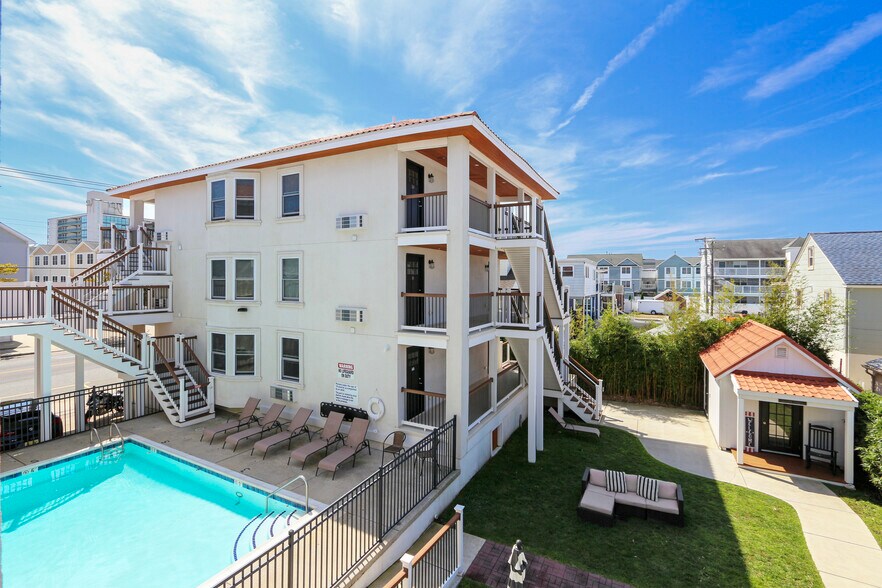 More Photos Of 5100 Atlantic Ave, Wildwood Hotel For Sale
