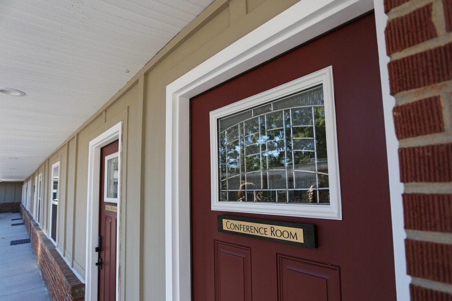 More Photos Of 6640 E Wilkinson Blvd, Belmont Office Residential For Lease