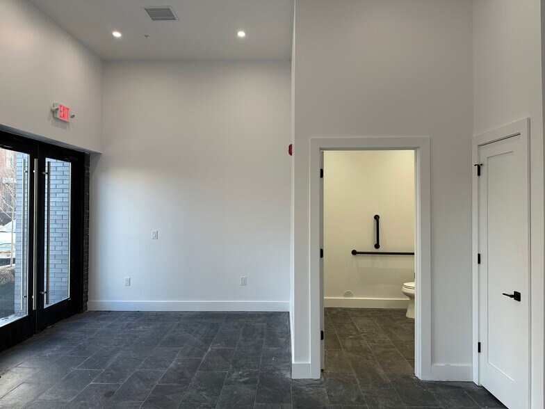 More Photos Of 34-40 Hudson St, Newark Apartments For Lease
