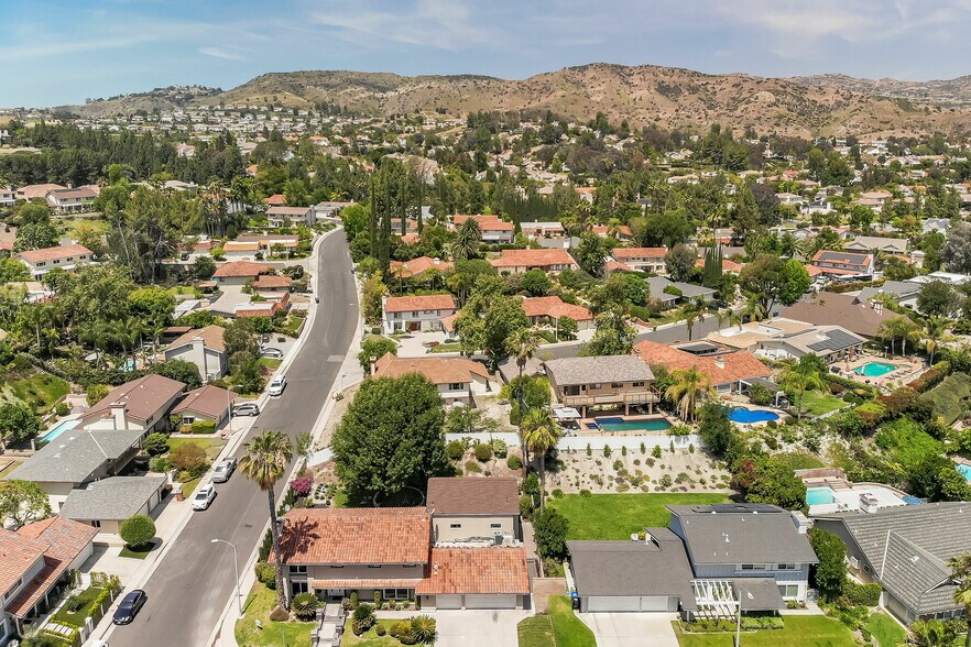 More Photos Of 7501 Linley Ln, Canoga Park Specialty For Sale